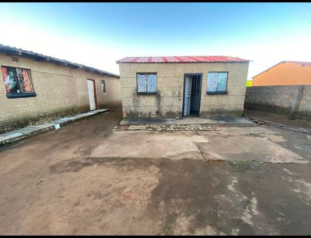2 BEDROOM HOUSE FOR SALE IN KATLEHONG SOUTH
